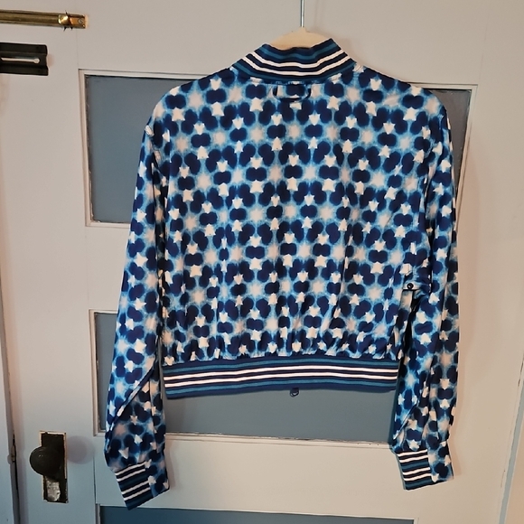 Free People Movement Top Seed Tennis Jacket Cropped Blue & White NWOT - Picture 9 of 14